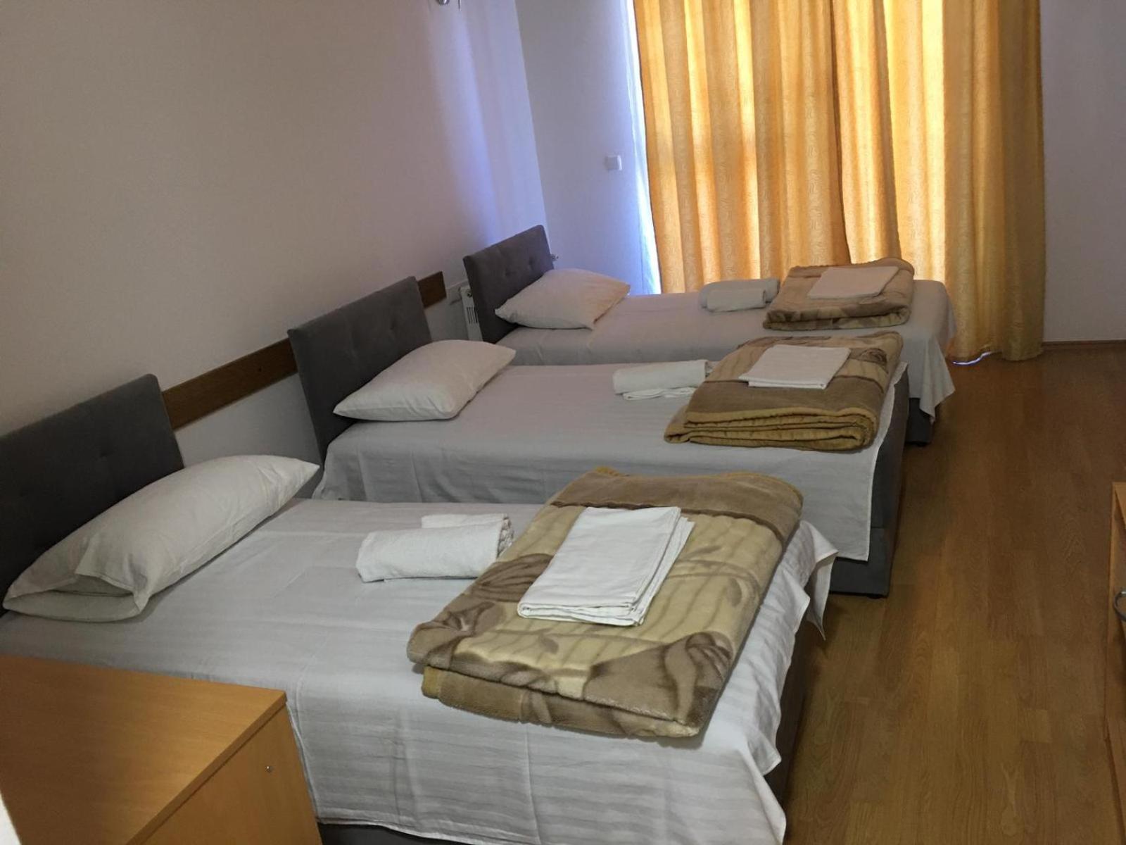 Hotel Diplomat Струга Екстериор снимка